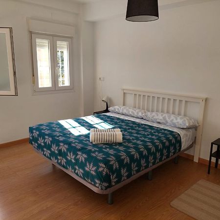 Sirena Center Apartment Севилья Экстерьер фото